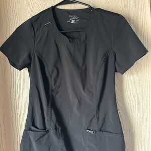 Cherokee scrub top